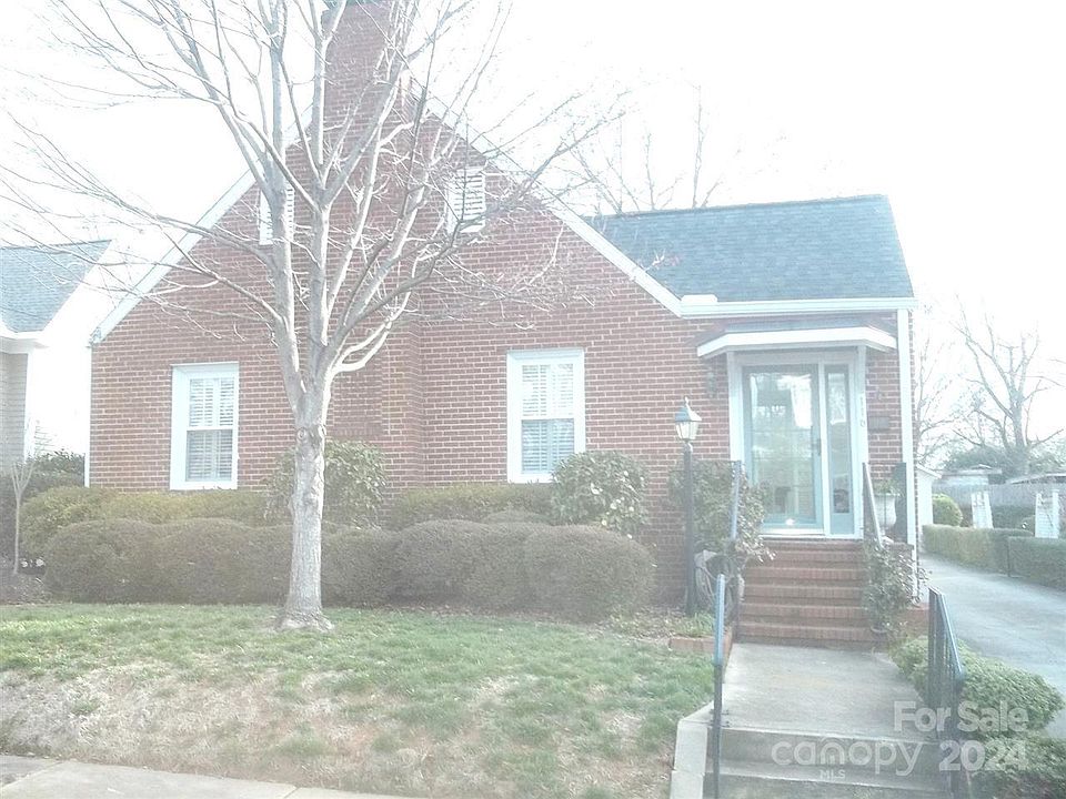 1st image of 116 N Green St