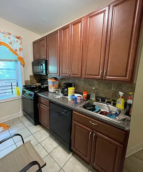 154 Belmont Ave #101 — Photo 2