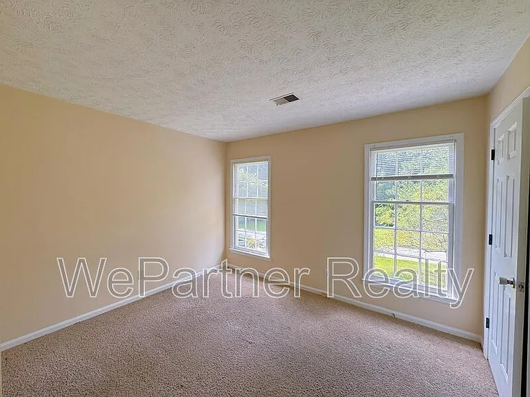 5332 Winslow Xing — Photo 19