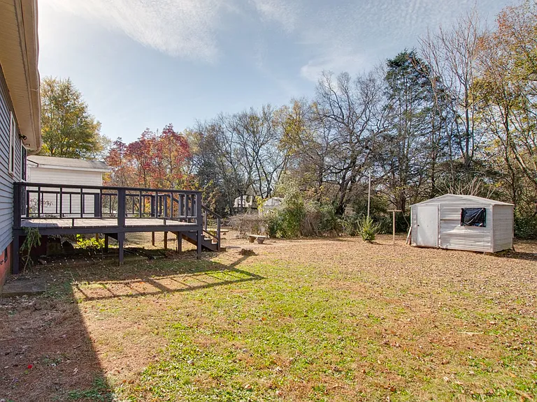 1715 Chester St NW — Photo 3