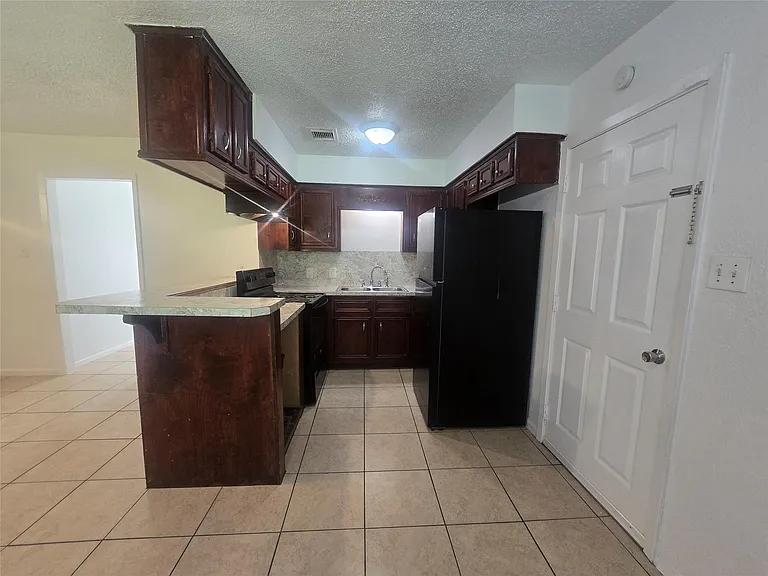 7518 Hummingbird Ln — Photo 13