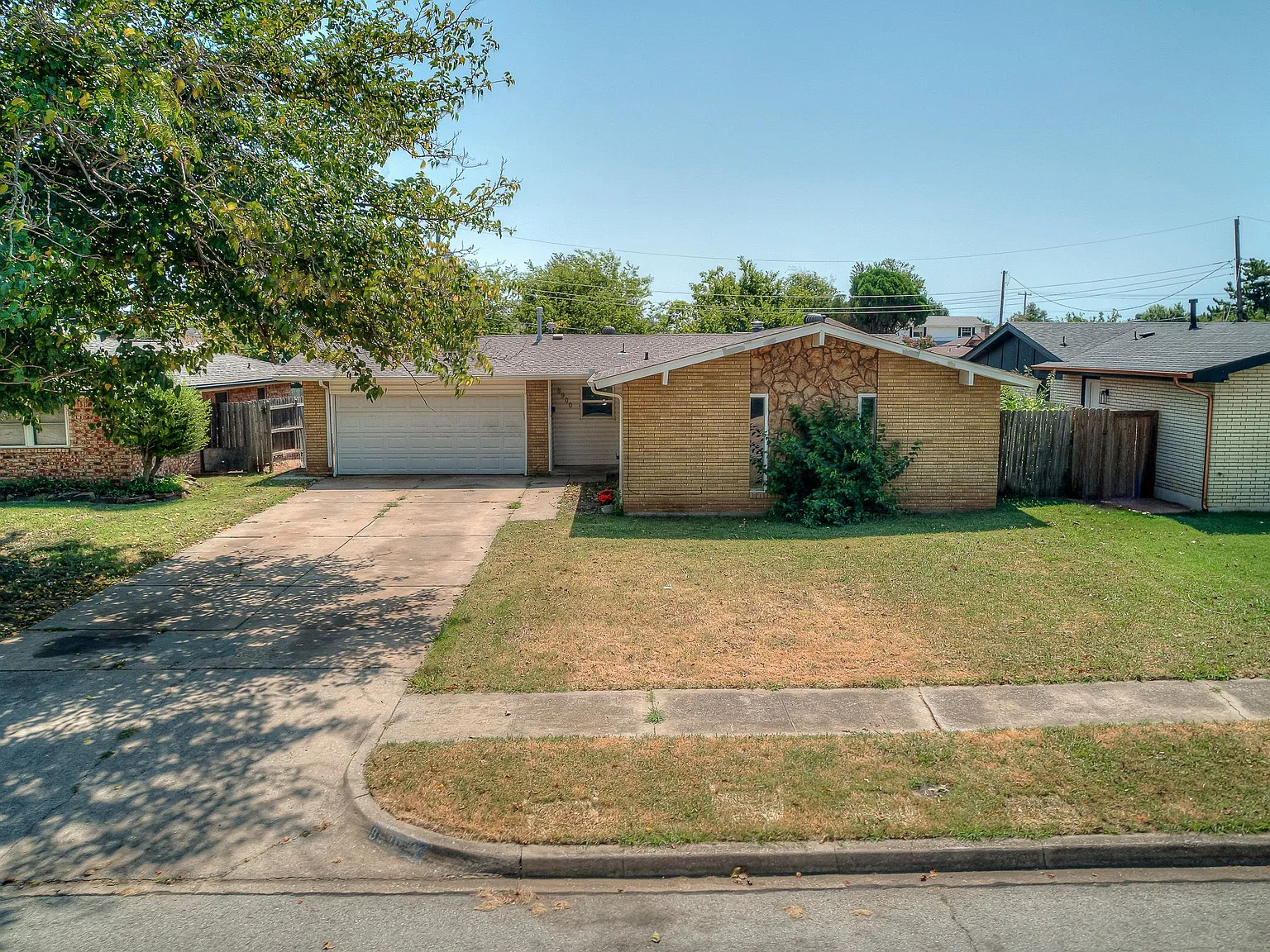 3 bed, 1357 sqft, $1,550 — Photo 2