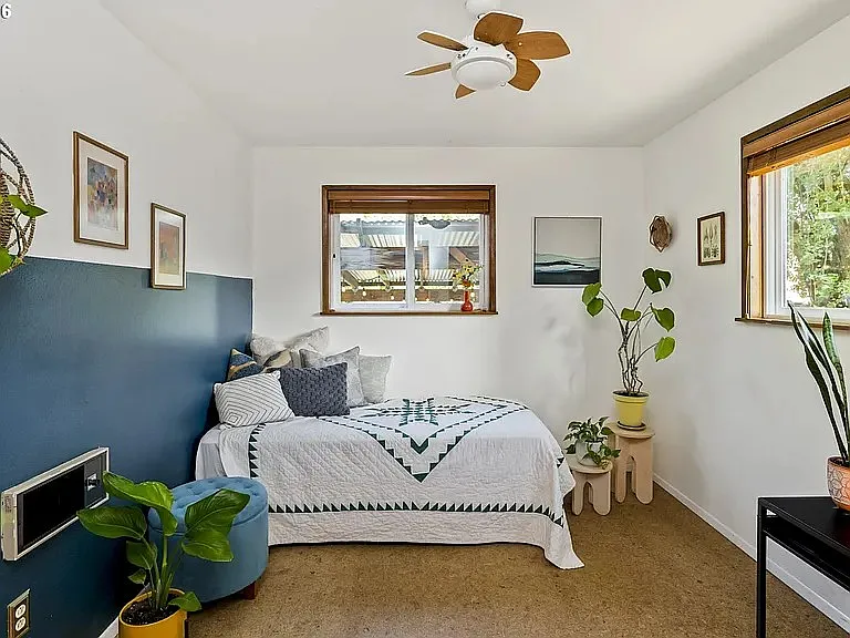 4306 SE 54th Ave — Photo 7
