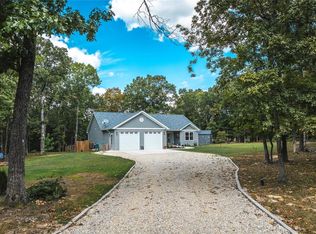 456 Sleigh Ride Rd, Saint James, MO 65559