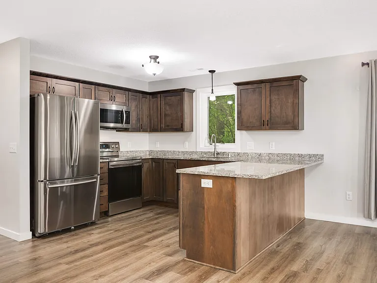 2927 Marshall St NE #A — Photo 10