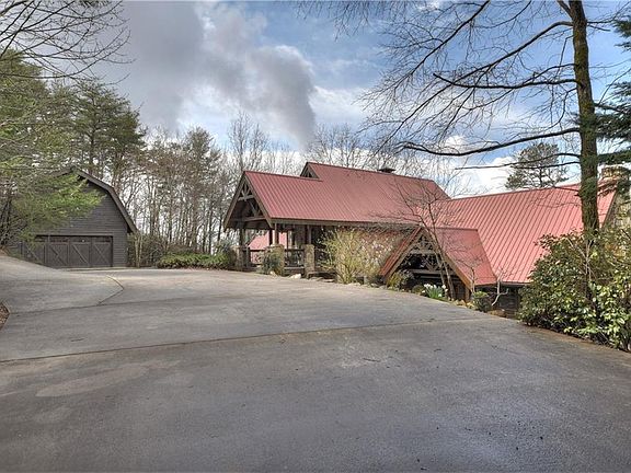 2nd image of 52 Buena Vista Dr