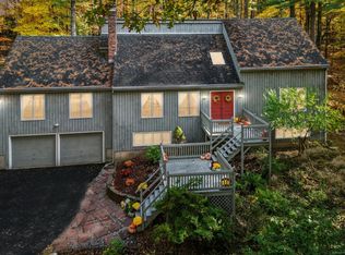 15 Pinnacle Mountain Rd, Simsbury, CT 06070