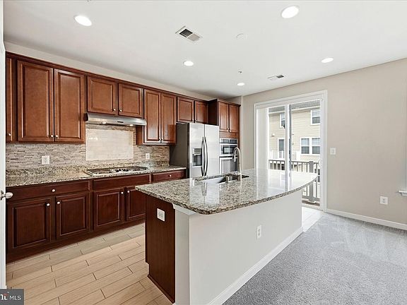 5th image of 25548 Casale Ter