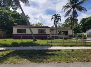 3270 NW 169th Ter, Miami Gardens, FL 33056