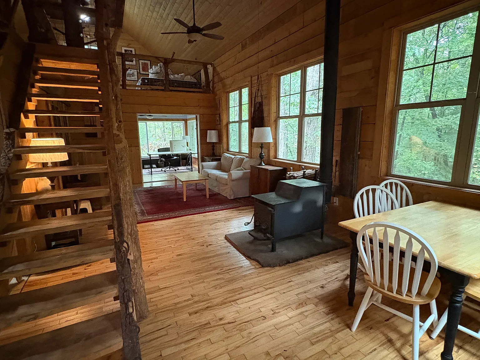 Studio, 1000 sqft, $1,500 — Photo 3