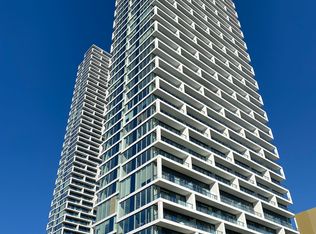 5 Buttermill Ave #3210, Vaughan, ON L4K 4Z4