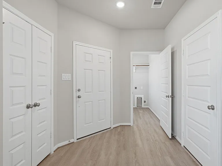 10406 Milford Woods Ln — Photo 34