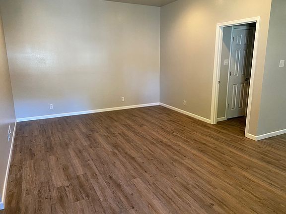 2nd image of 19052 Fm 2493