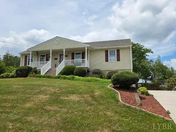 629 Sherman Dr, Lynchburg, VA 24502