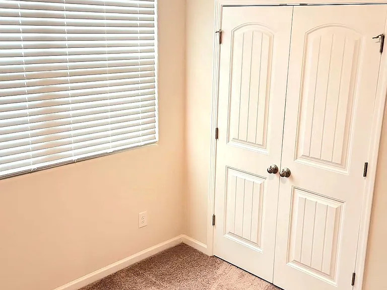 4847 Mallard Ln — Photo 6