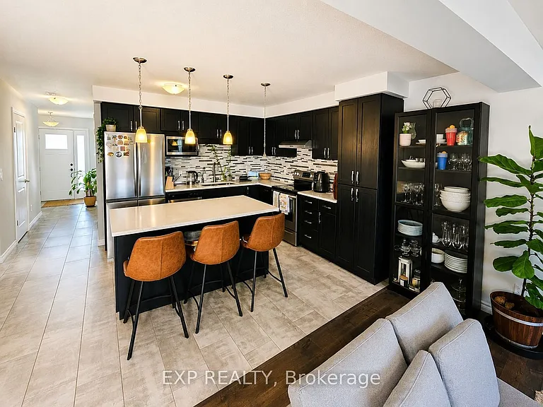 77 Hollybrook Trl — Photo 6