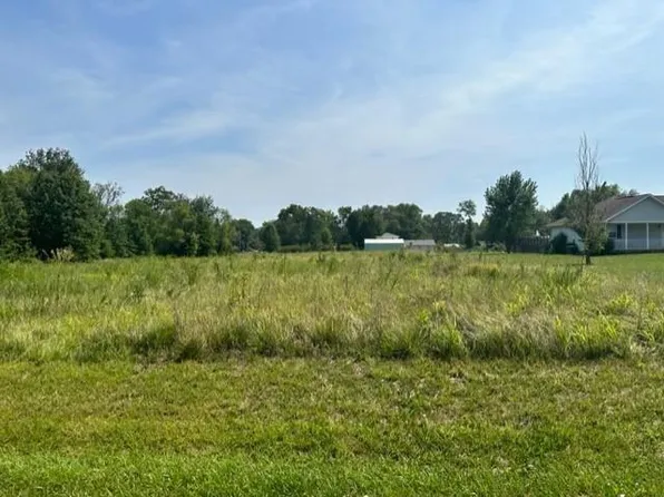 E Ponyhill Rd, Nevada, MO 64772