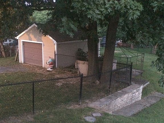 5th image of 4110 Berview Ln