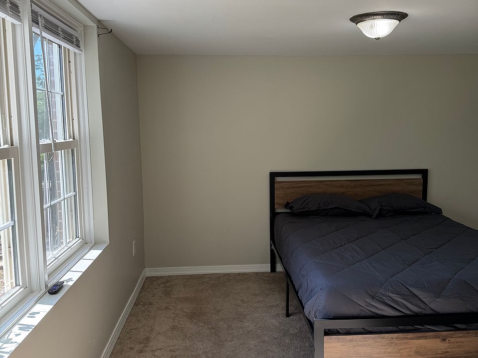 1st image of 8903 Wilson Ave