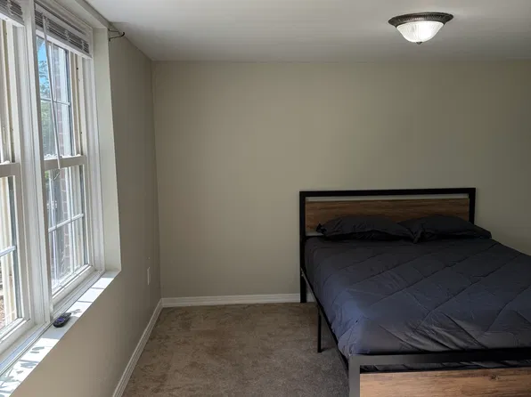 8903 Wilson Ave, Manassas, VA 20110