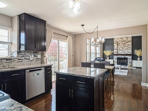 4th image of 7301 Southworth Cir