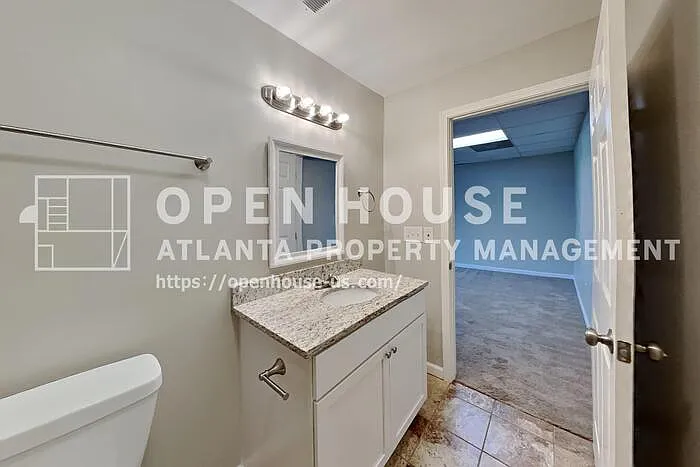 4504 Rushing Wind Ct — Photo 18