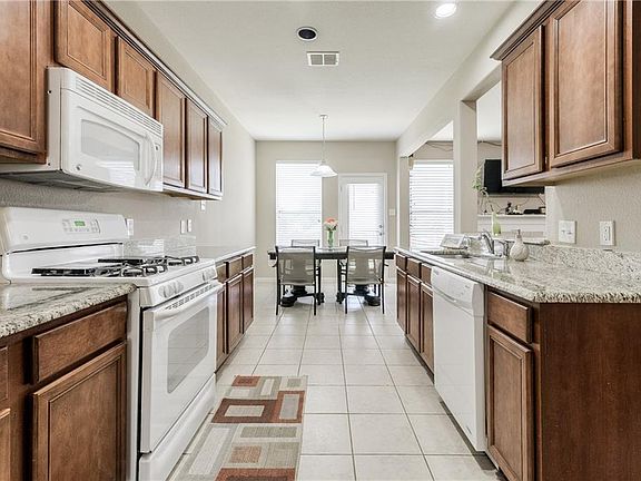 3rd image of 8201 Juliette Dr