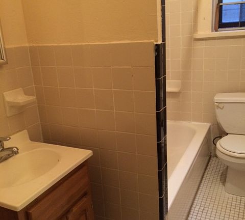 5th image of 305 Martense St APT 3C