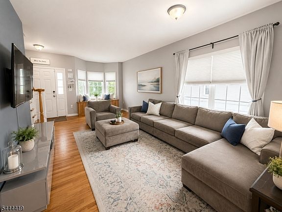 2nd image of 52 Highland Ave