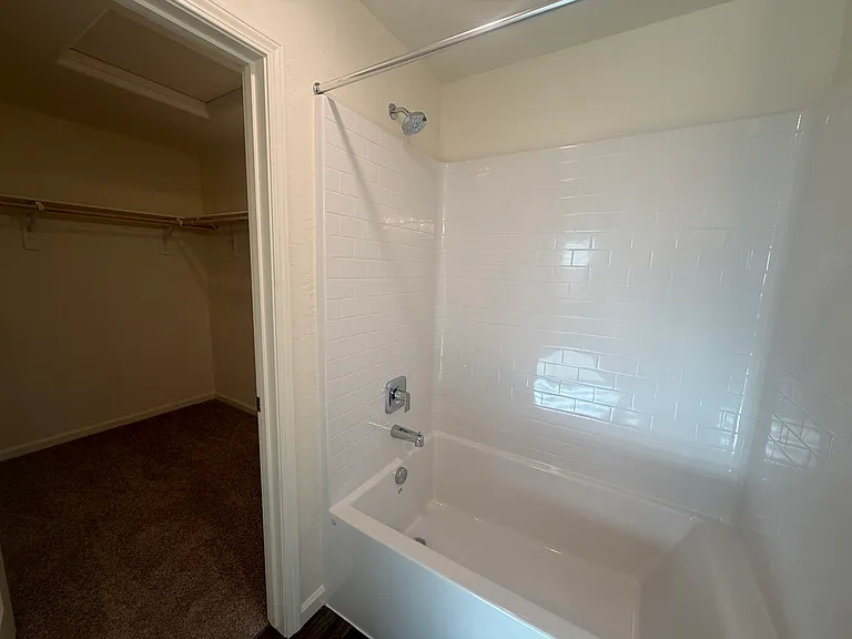 87 Sugar Creek Ct — Photo 14