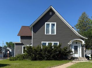 1369 Main St #1/2, Marinette, WI 54143