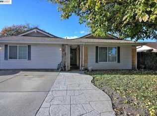 1316 Rhododendron Dr, Livermore, CA 94551