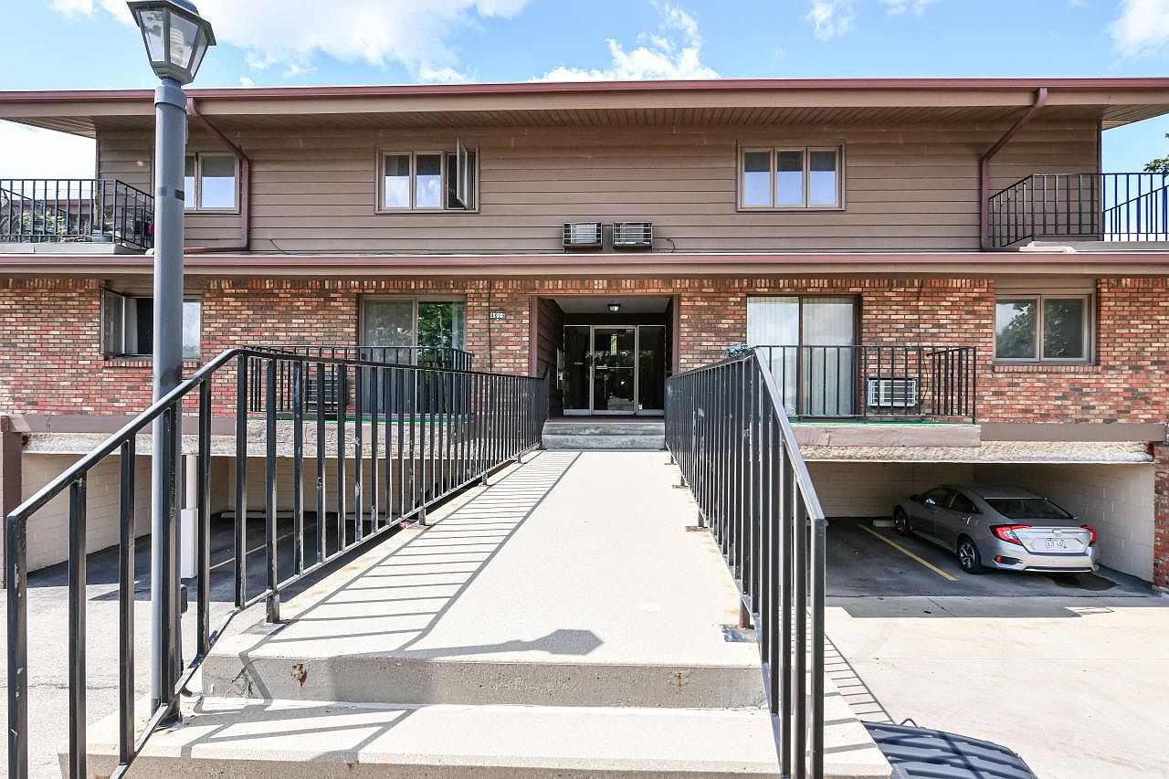 4015 South 84th STREET UNIT 2, Greenfield, WI 53228 MLS 1846881 Zillow