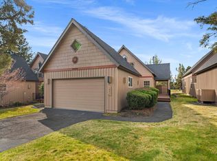 1845 Cinnamon Teal Dr, Redmond, OR 97756