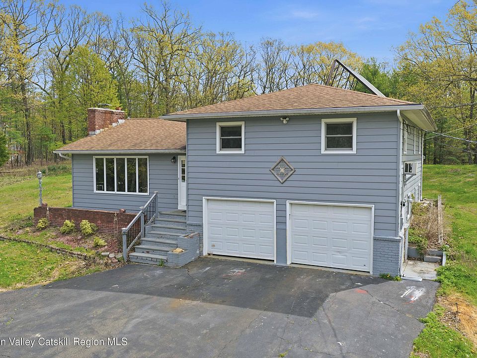 1st image of 103 Laurel Lane
