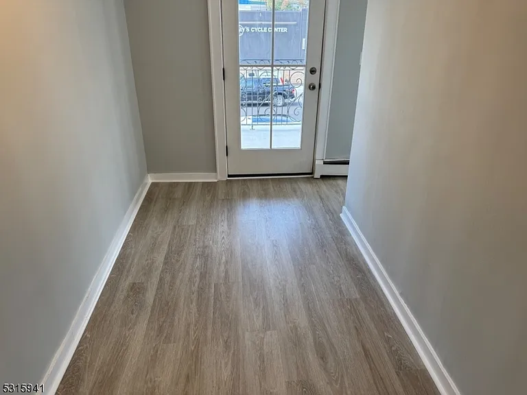 231 Elmer St — Photo 9