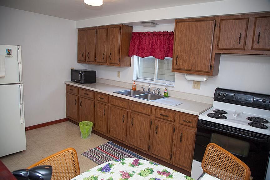 569 Pike St Meadow Lands, PA Zillow Apartments for Rent in Meadow Lands