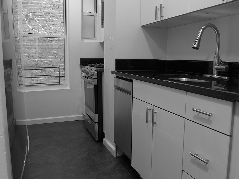 1st image of 172 Spring St APT 12