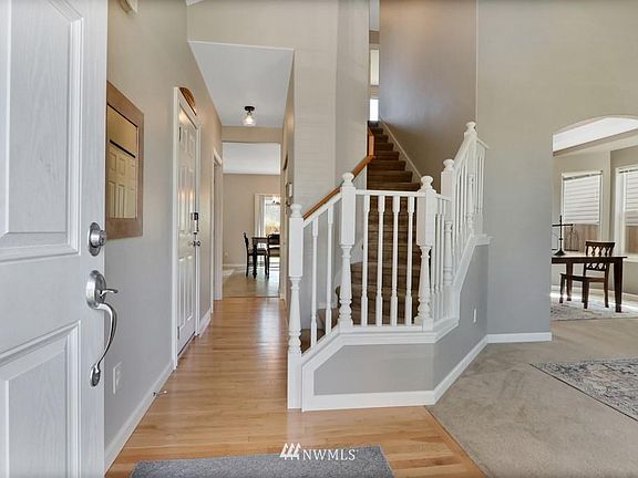 3rd image of 10507 13th Avenue Ct E