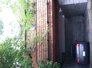 817 NE 75th St, Seattle, WA 98115