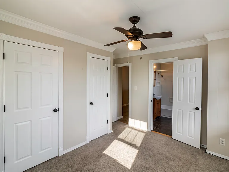 5615 Wellesley Ave #4 — Photo 8