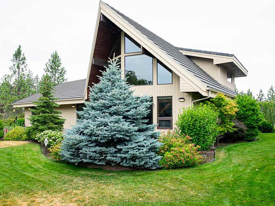 1st image of 2047 S Parkwood Cir
