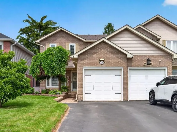 2382 Brunswick Ct, Burlington, ON L7P 4P2