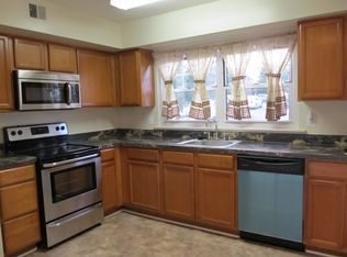 30 Barclay Ct, Blue Bell, PA 19422