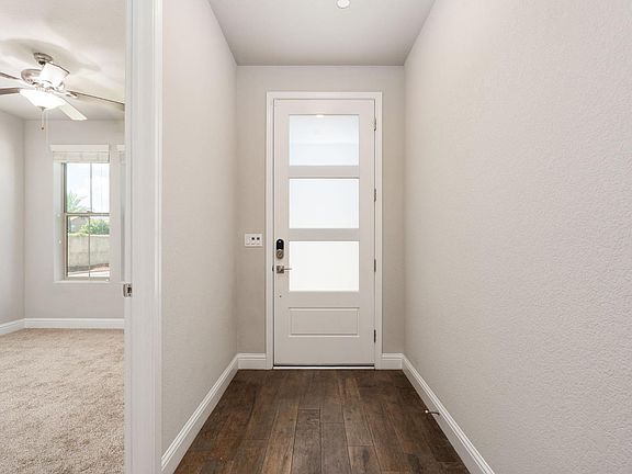 5th image of 1396 E Via Prato Dr