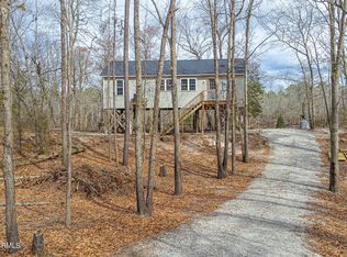 87 Ruddy Duck Ln, Burgaw, NC 28425