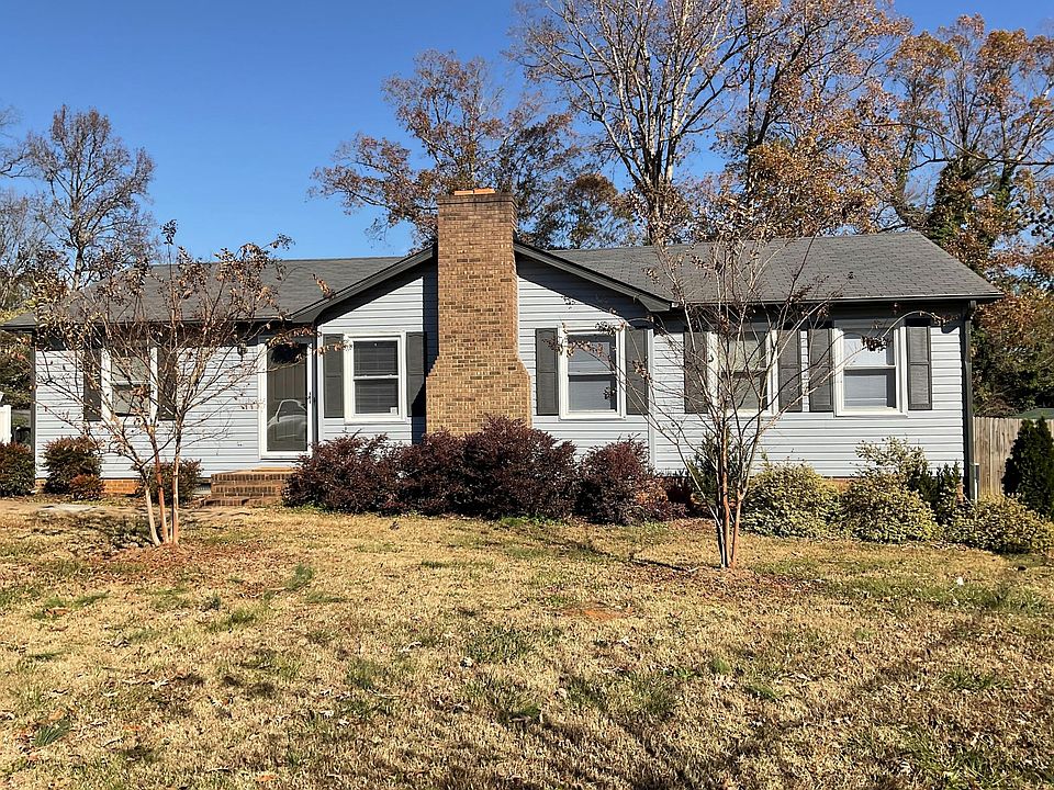 1st image of 205 Auten Cir