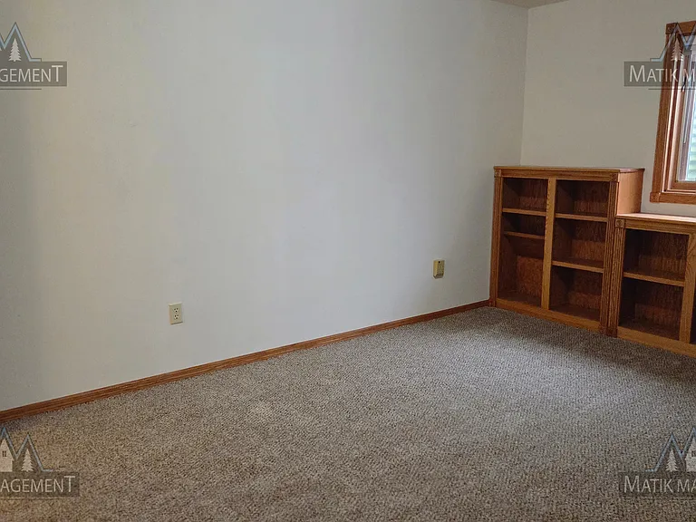 5605 Nancy Ln NW — Photo 57