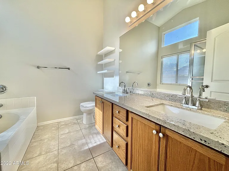8143 W Mary Ann Dr — Photo 15