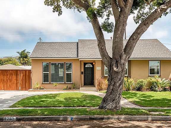 2nd image of 2703 Encanto Ave